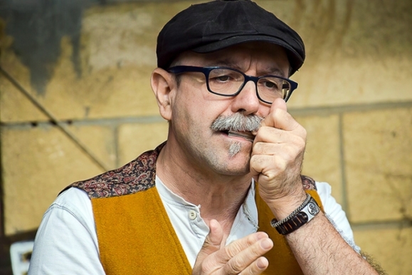 Kike.jews-harp_web2_720x480pxl